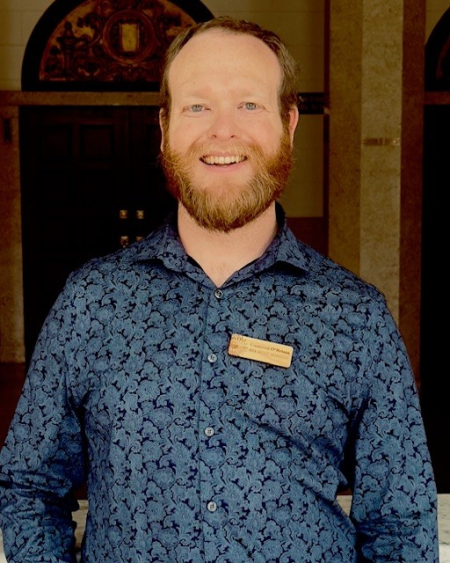 Staff 9